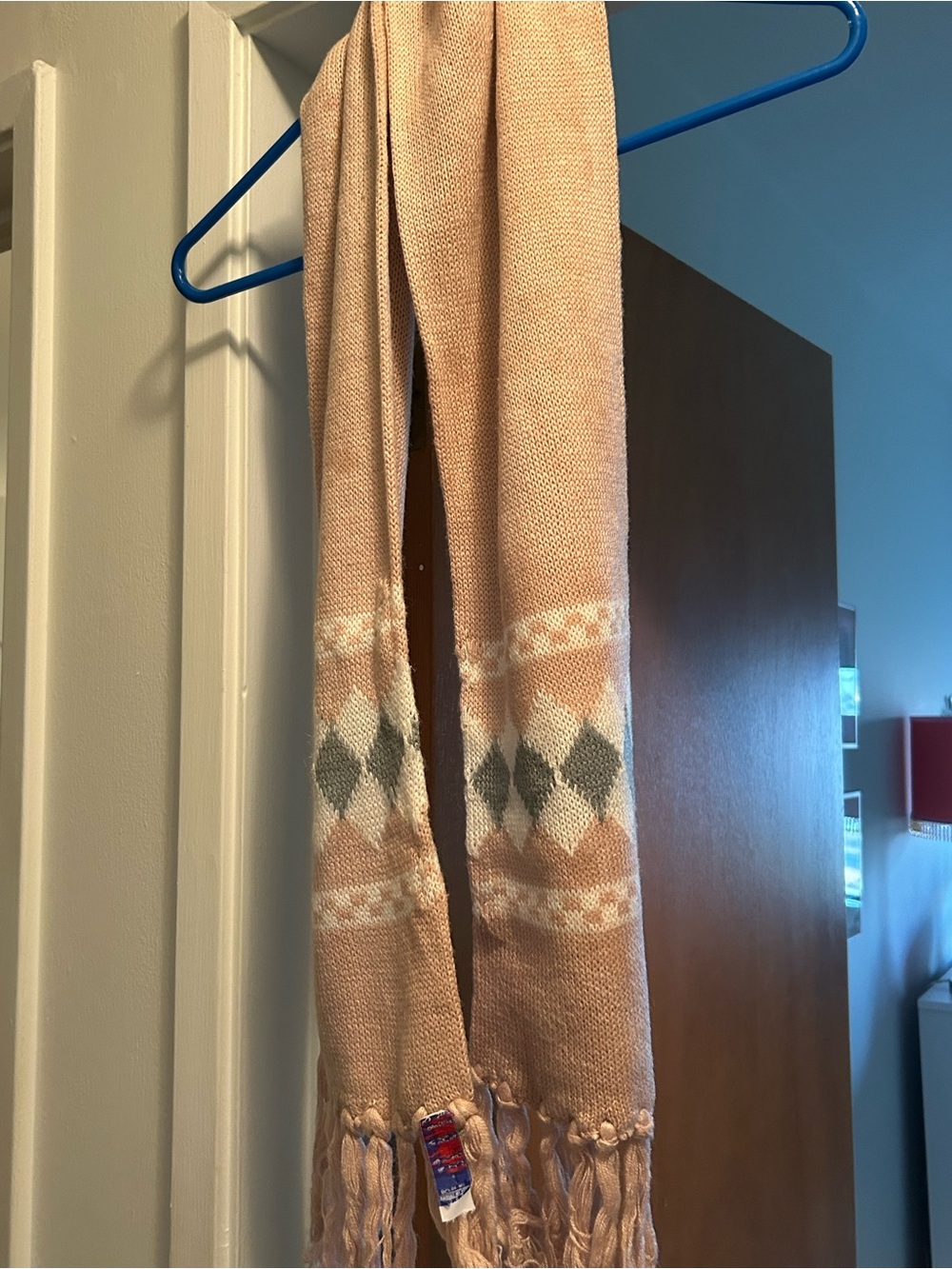 Scarf 🧣 - Picture 2 of 6